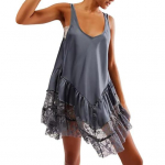 Moteri&scaron;ka suknelė Permatoma nėriniuota suknelė U kaklo klostuota gėlėmis siuvinėta laisvų rankovių vienspalvė moteri&scaron;ka suknelė su liemene S pilka