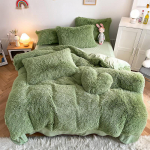 Mink 4 dalių lovos komplektas žiemai sutir&scaron;tintas pliu&scaron;inis Mink Velvet Crystal Velvet Love pagalvė Standard žalia