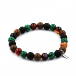 Pierres et Min&eacute;raux. Bracelet Perles Agate ruban&eacute;e + Onyx noir mat + Malachite + bois 8 mm. Fabriqu&eacute; en France.