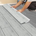 Matiniai PVC lipnūs medžio imitacijos grindų lipdukai: Vandeniui atsparus, atsparus ne&scaron;varumams virtuvės ir miegamojo renovacijai 15x90cm, 10 pieces per roll
