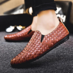 2024 m. mada Nauji vyri&scaron;ki laisvalaikio batai Madingi lengvi vyri&scaron;ki loaferiai, kvėpuojantys, juodi vairavimo batai didelio dydžio Zapatillas Hombre 39