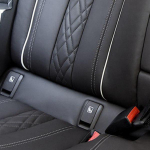 BMW 5 serija G30 (2017-2022) Isofix Mygtuko Dangtelio Surinkimas None