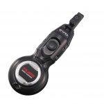 &bdquo;Tajima Safe System&ldquo; saugus ra&scaron;alo indelis EVOM. Pridedamas apvalus saugus kabliukas, skirtas pritvirtinti prie jūsų siūlo, 20 m automatinis. Turi įstrižai nupjautą &bdquo;Karko&ldquo; dėklą. juoda