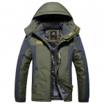 Vyri&scaron;ka rudens ir žiemos kalnų kopimo lauke &scaron;ilta striukė Didelio dydžio &scaron;ilta kempingo pamu&scaron;alas pamink&scaron;tintas ir pastorintas Soft Shell striukė 8XL juoda