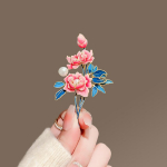 Brangakmenis Fine Peony Kinų stiliaus emalis Subtilus gėlių sagės spalvos Cheongsam Hanfu Priedai Prabangios Sagės Moterims PD1974 rožinė