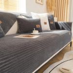 Flanelinis sofos užvalkalas žiemai storėjantis &scaron;iltas mink&scaron;tas pliu&scaron;inis vertikalios linijos pagalvėlės neslystančios svetainės odinės sofos atlo&scaron;o porankiai 30x50cm pillowcase beveik baltos spalvos