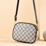 &bdquo;Shell Crossbody&ldquo; krep&scaron;ys moterims Madingi maži pečių krep&scaron;iai Prabangios dizainerio moteri&scaron;kos PU odos rankinė ir piniginė su užtrauktuku 20x7x16cm