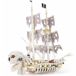 1592 VNT Kaukolės Piratų Laivo Statybiniai Blokiniai Nuotykių Valties Klasikinis Modelis Surinkimo Plytos Darbalaukio Eksponatas DIY Žaislai Dovanos Vaikams With Box
