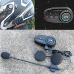 Anglies pluo&scaron;to modelio motociklo &scaron;almas &bdquo;Bluetooth&ldquo; &scaron;almo ausinių modifikacija 1200mah ausinės