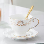 British Court Luxury Tracing Gold kavos puodelis ir lėk&scaron;tė Dviejų dalių keraminių puodelių rinkinys Vandens puodelis Gėlių arbatos puodelis Pieno puodelis