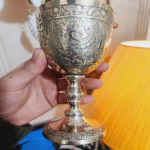 Rankų darbo, i&scaron; vientiso žalvario, taurė, komunijos taurė, viduramžių įkvėpta gėrimo taurė, dovana Kalėdoms, vestuvėms, jubiliejui, gimtadieniui