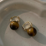 Natūralūs Tiger's Eye Stone Stud auskarai, paprastas dizainas, Niche One, dviejų ne&scaron;iojimų auskarai, literatūriniai ir retro Maillard auskarai.
