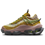 Nike Air Max Flyknit Venture Bronzinės dūminės alyvinės moteri&scaron;ki sportbačiai Geltonos Volt tamsiai dūminės pilkos FD2110-700 38.5 brown