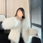 Moteri&scaron;kas paltas vidutinio ilgio juodas diržas &scaron;iltas prabangus imitacinis audinės plaukų kailis rudenį ir žiemą moteri&scaron;kas kailinių imitacijų paltas ilgomis rankovėmis S