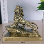 Auksinės kinų liūtų statulos skulptūros gyvūnai drakono figūrėlės ornamentai dervos amatas Feng &Scaron;ui namų biuro dekoracija bronza