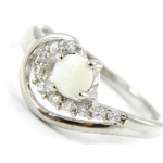 Bague Argent 'D&eacute;esse Opale' Blanc argent&eacute; (rhodi&eacute;) - 14x9 mm