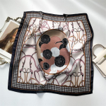 70 * 70 cm Naujas &scaron;ilko mažas kvadratinis &scaron;alikas, skirtas moterų kaklo apsaugai, profesionalus &scaron;alikas Universalus plaukų kaklarai&scaron;tis galvos skara 70*70CM