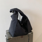 Įprasti rai&scaron;teliai per petį skirti krep&scaron;iai moterims Didelės talpos rankinė Sportinis krep&scaron;ys krep&scaron;ys pirkinių krep&scaron;ys Gilr Crossbody Bag 40x23x36cm juoda