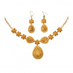 1 rinkinys, karoliai, auskarai auksinė