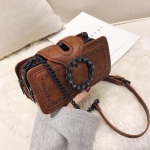 Senovinis pečių krep&scaron;ys moterims PU odinis pažastų krep&scaron;ys Madingas Kalnų kri&scaron;tolas su sagtimi Crossbody Krep&scaron;ys Punk dizainerio rankenos vir&scaron;uje 21x6x10cm