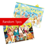 Hearts2Hearts &ndash; Mini 2-asis albumas Citrinos skonis (Fotoknyga Ver.) Random 1pcs red