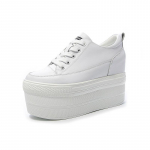 &bdquo;Fujin&ldquo; 12 cm moteri&scaron;kas vasarinis oro tinklelis &bdquo;Fashion Ins&ldquo; balti juodi natūralios odos stori sportbačiai tu&scaron;čiaviduriai kvėpuojantys platforminiai batai su plei&scaron;tais 36