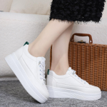 Moteri&scaron;ki kvėpuojanti vasaros platforma balti batai Nauji lengvi guminiai laisvalaikio sportiniai batai moterims suvarstomi vulkanizuoti batai 35