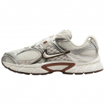 Nike V5 RNR Sail Fauna Brown Moteri&scaron;ki sportbačiai Cream Phantom Light-Orewood-Brown HQ7901-102 36.5