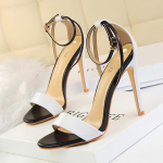 &bdquo;BIGTREE Fashion&ldquo; naktinis klubas &bdquo;Fe Heel Ultra High Heel&ldquo; tu&scaron;čiaviduriai spalvos, atitinkančios vienos linijos moteri&scaron;kos basutės 36 balta