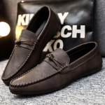 Vyri&scaron;ki kasdieniai batai pavasariui vasarai nauji mink&scaron;tapadžiai užslidinami loaferiai Zapatos De Hombre patogūs plok&scaron;čiapadžiai vyri&scaron;ki mikropluo&scaron;to odos batai 39 juoda
