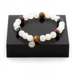 Pierres et Min&eacute;raux. Bracelet Perles Oeil de Tigre multicolore + Pierre de lune 8 mm. Fabriqu&eacute; en France.