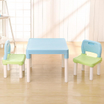 Yimei Plastikinis vaiki&scaron;kas ra&scaron;omasis stalas ir kėdės komplektas - Darželio kėdė su atlo&scaron;u ankstyvajam ugdymui One Table Two Chairs