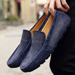 Madingi nauji vyri&scaron;ki loaferiai Suede vyri&scaron;ki batai Laisvalaikio plok&scaron;tapadžiai Vyri&scaron;ki loaferiai Prabangūs mokasinai Kvėpuojantys vasariniai vairavimo batai 38 mėlyna