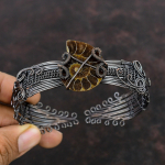 Amonito fosilijos apyrankė, apvyniota varine viela, reguliuojama apyrankė, rankų darbo, apvyniota varine viela, papuo&scaron;alas, amonito fosilijos, brangakmenio apyrankė