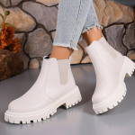 Madingi moteri&scaron;ki ankle boots rudens žiemos klasikiniai Chelsea batai moterims odiniai platforminiai trumpi batai lauko slip-on juosta goti&scaron;ki batai moterims 35 balta