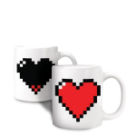 Tasse thermique avec un c&oelig;ur pixel mug thermo-r&eacute;actifs