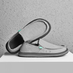 Pavasariniai rankų darbo drobės vyri&scaron;ki laisvalaikio batų dizaino sportbačiai vyrams mokasinai kvėpuojantys žemi plok&scaron;čiapadžiai batai mink&scaron;ti vairavimo zapatillas hombre 43 pilka spalva