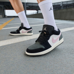 Jordan Air Jordan 1 žemi senoviniai krep&scaron;inio batai vyri&scaron;ki juodi balti 44.5