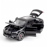 1/24 Lamborghini URUS Bison SUV lydinio sportinių automobilių modelis, liejiniai metaliniai visureigiai, automobilių modeliai, imitacija garso ir &scaron;viesos vaikams žaislai, dovana juoda
