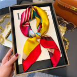 70 * 70 cm &scaron;ilko skara kvadratinė spausdinta skara moteri&scaron;ka satino kaklo plaukų juosta Mink&scaron;ta kaklo skarelė skarelė Bandana Foulard 70*70cm