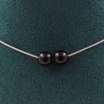 Pierres et Min&eacute;raux. Collier 2 perles Agate noire 8 mm. Chaine en acier inoxydable Collier femmes, hommes. Taille personnalisable.