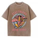 Vasariniai moteri&scaron;ki medvilniniai skalbti mar&scaron;kinėliai Stay Trippy Little Hippie su grybų spauda, gatvės stiliaus laisvi mar&scaron;kinėliai apvalia i&scaron;kirpte, vintažiniai moteri&scaron;ki drabužiai S