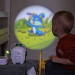 Projektorius vaikams ,,Skilsas&ldquo; su lietuvi&scaron;komis lop&scaron;inėmis + lietuvi&scaron;kai įgarsintos ,,&Scaron;nekančios kortelės&ldquo;