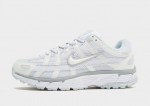 NIKE W P-6000 Sidabrinė