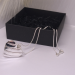 Medalionas &bdquo;Jausmų ritmas&ldquo;