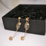 Auskarai "Trapus lapelis"