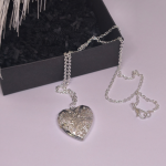 Medalionas &bdquo;Sidabrinė &scaron;irdis&ldquo;