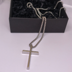 Kaklo papuo&scaron;alas &bdquo;Sidabro spalvos kryželis&ldquo;