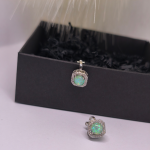 Auskarai-klipsai &bdquo;Žalioji paslaptis&ldquo;