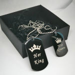 Kaklo papuo&scaron;alų rinkinys porai ,,King and Queen"